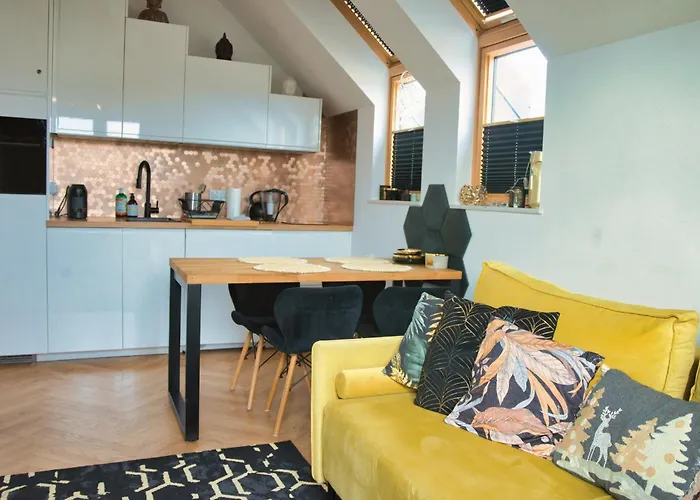 شقة Apartament Jastrzebia Gora *